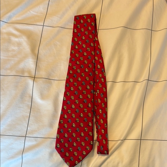 ⛱️Salvatore Ferragamo Red and Yellow Patterned Tie ⛱️ - Picture 3 of 3